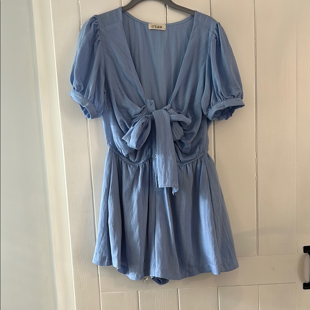 Elegant Blue Romper with Bow Detail